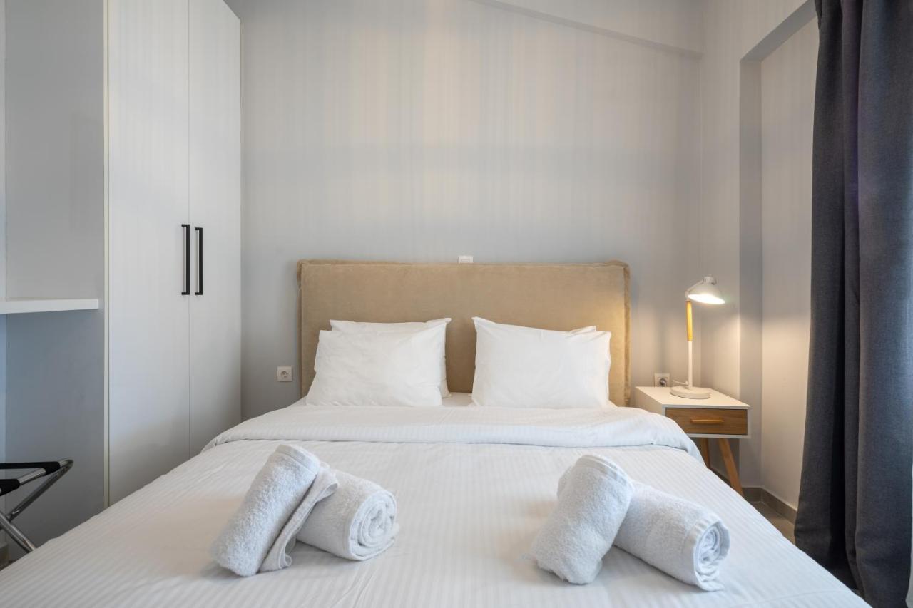 Trojan Affair Residence Atene Esterno foto
