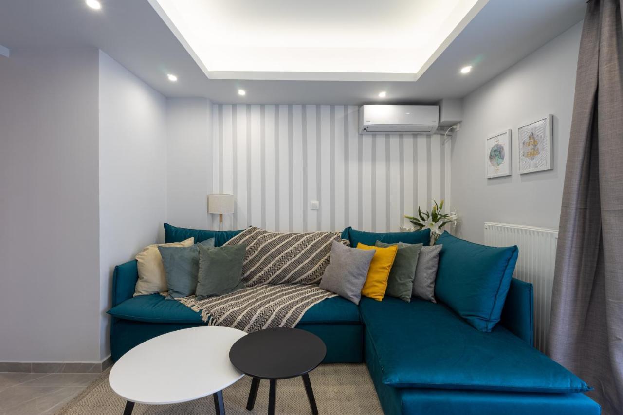 Trojan Affair Residence Atene Esterno foto
