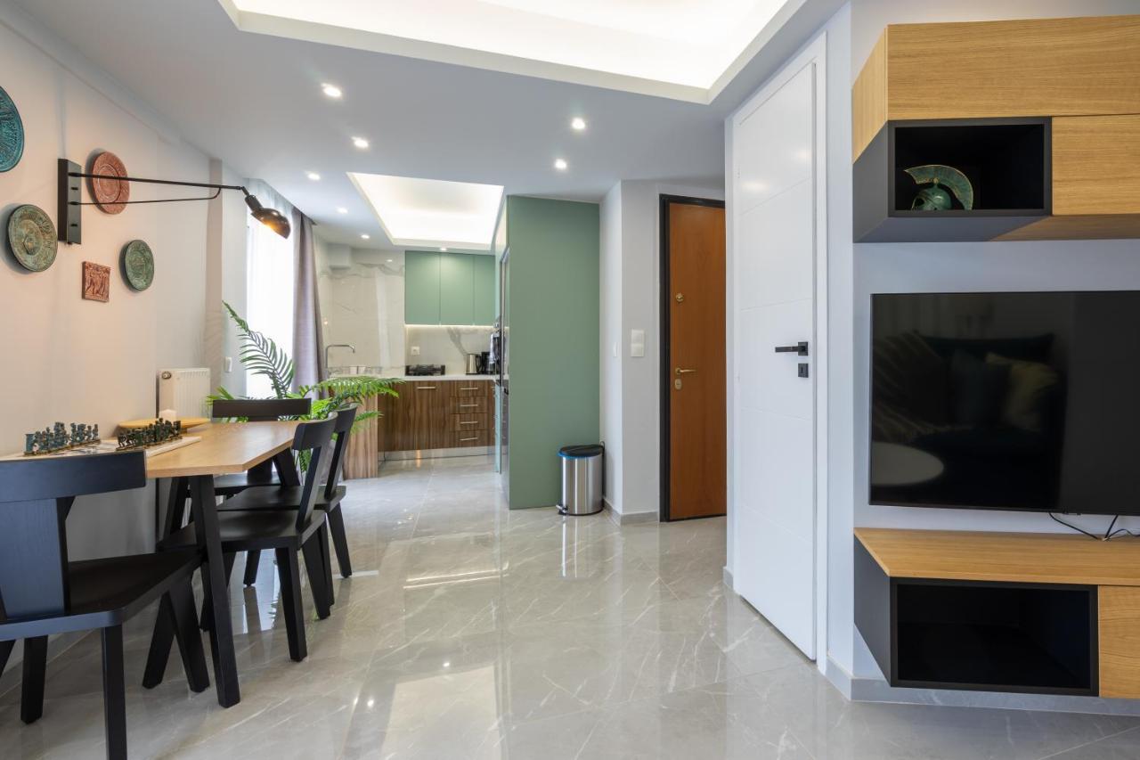 Trojan Affair Residence Atene Esterno foto